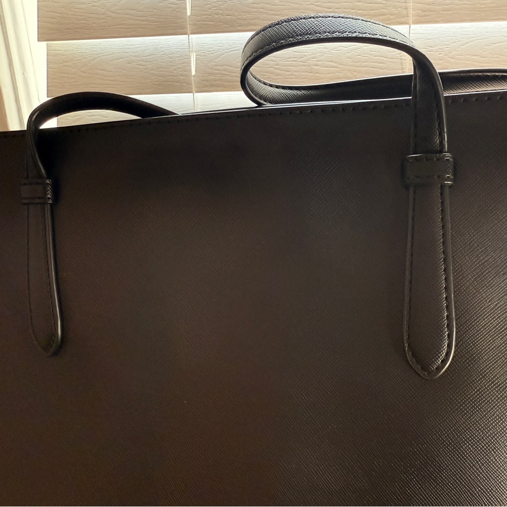 Kate Spade New York Black Saffiano Leather Tote Shoulder Bag - Picture 5 of 9
